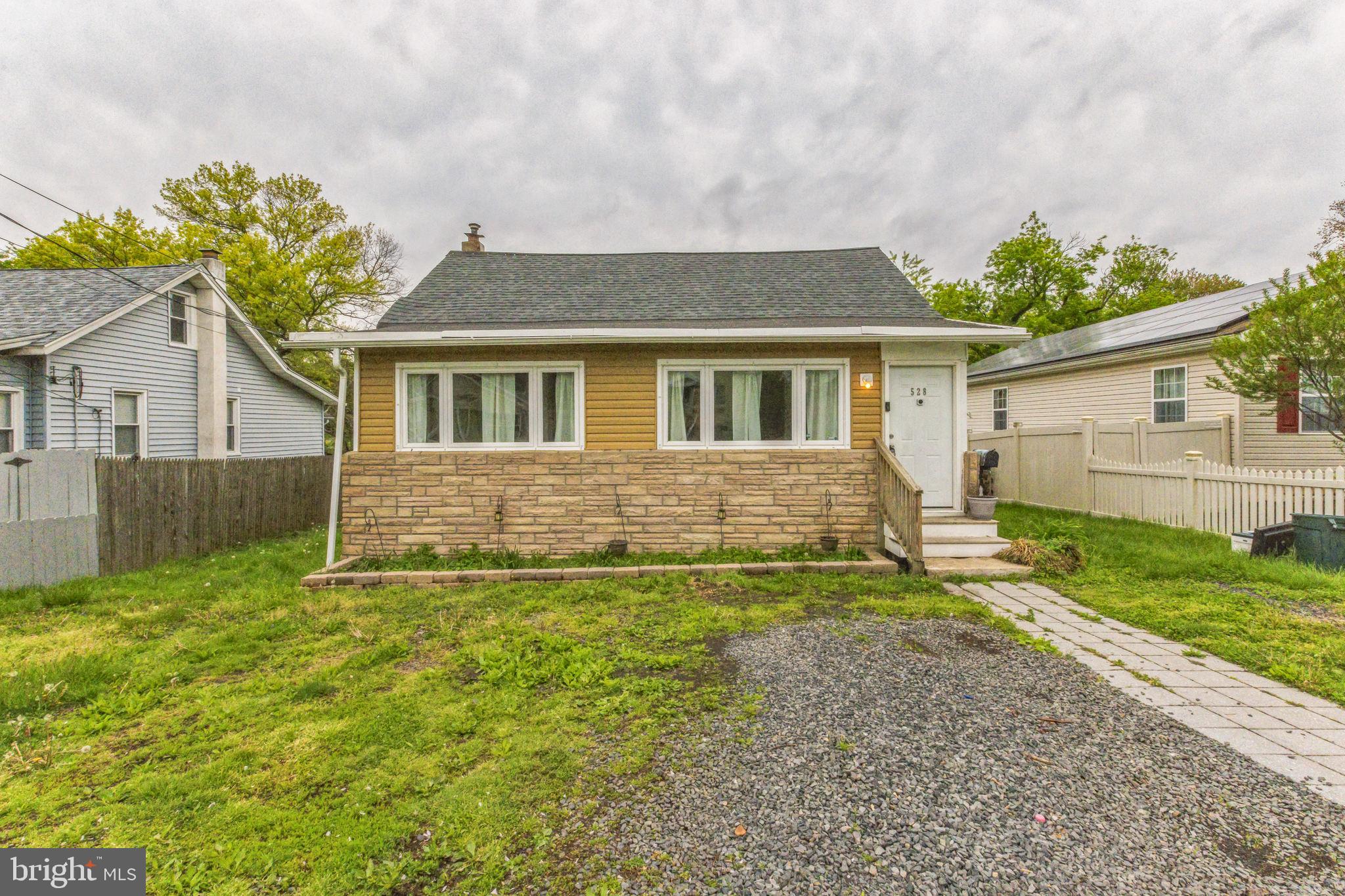 528 Sycamore Avenue Croydon, PA 19021 - Photo 2 of 25