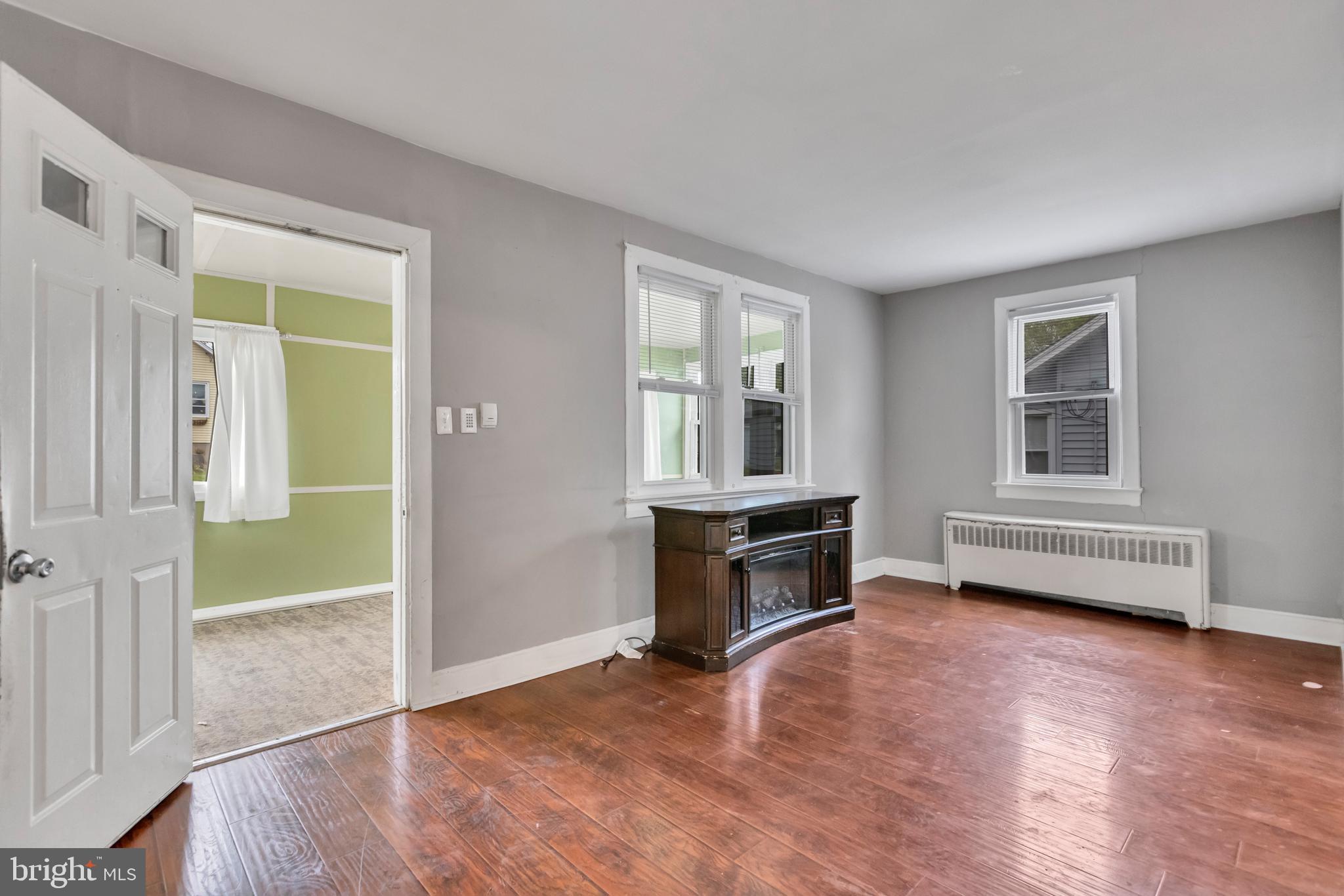 528 Sycamore Avenue Croydon, PA 19021 - Photo 6 of 25