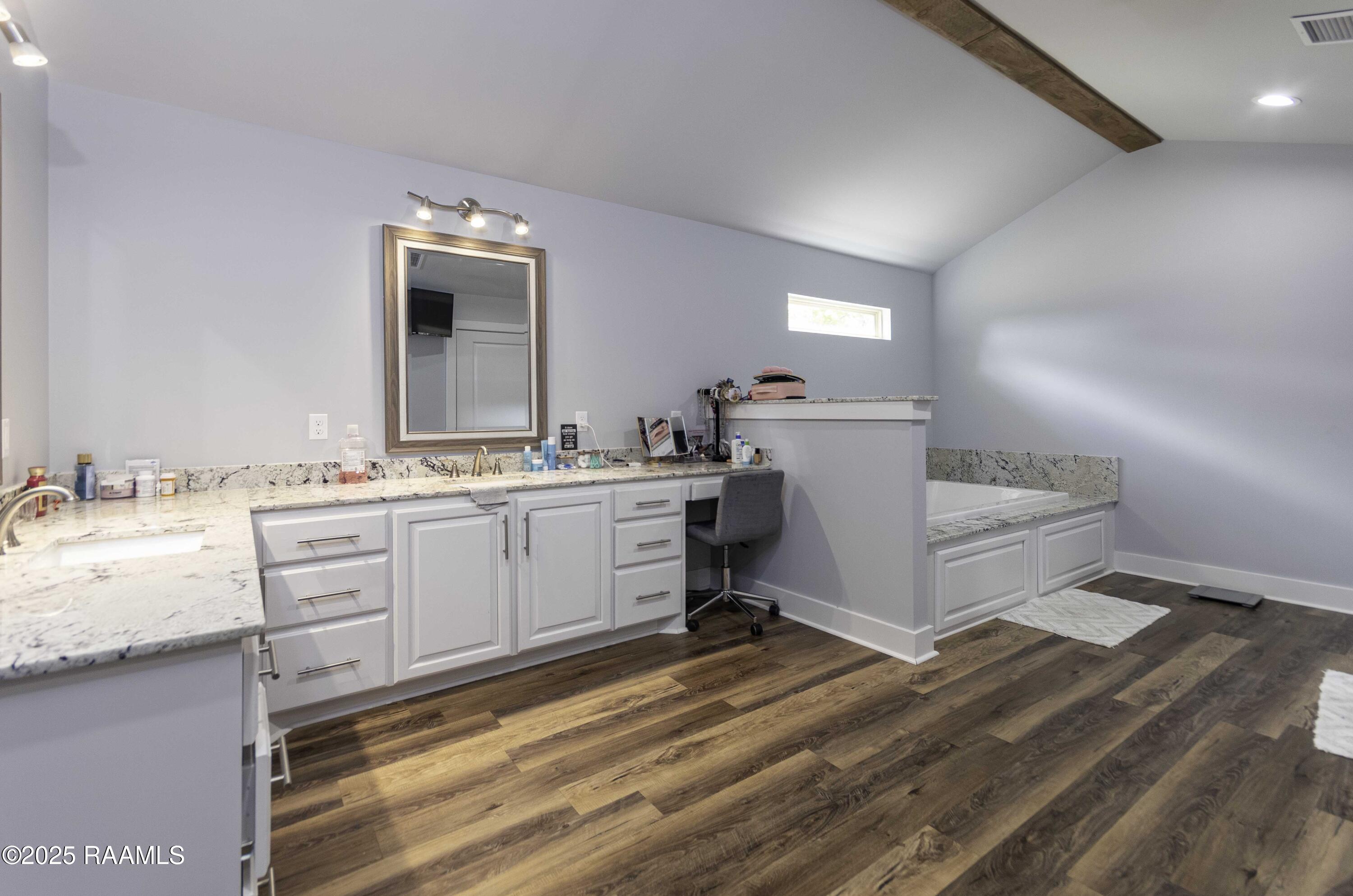 101 Vatican Road Carencro, LA 70520 - Photo 28 of 39 Master Bath 1