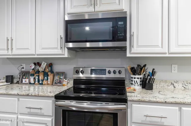 $389,000 | 101 Vatican Road, Carencro, LA 70520