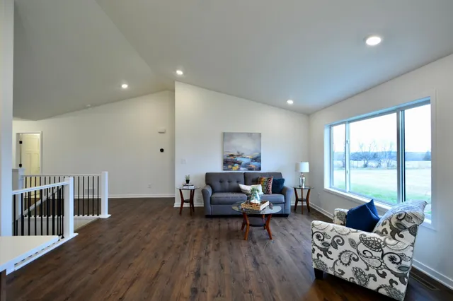 $419,900 | 903 7th Avenue, Wanamingo, MN 55983