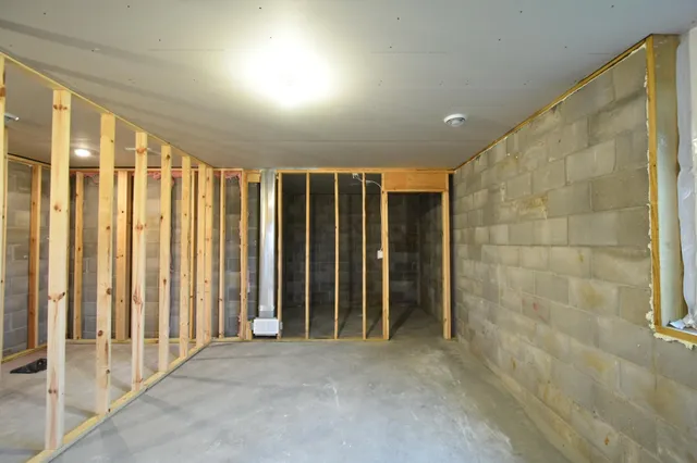 $419,900 | 903 7th Avenue, Wanamingo, MN 55983