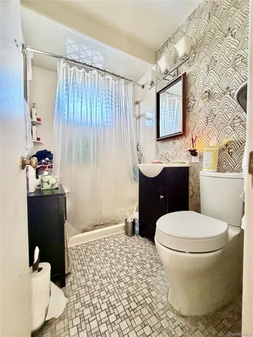 $275,000 | 16 Gariss Street, Port Jervis, NY 12771