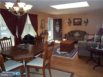1104 West Valleybrook Road Cherry Hill, NJ 08034 - Photo 2 of 12 Living Room