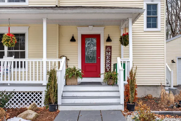 $435,000 | 44 Stone Brooke Drive, Mechanic Falls, ME 04256