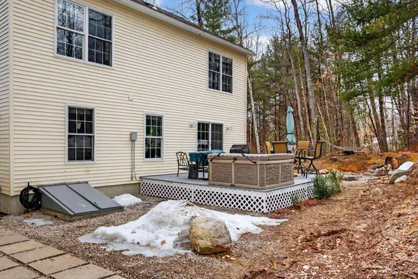 $435,000 | 44 Stone Brooke Drive, Mechanic Falls, ME 04256
