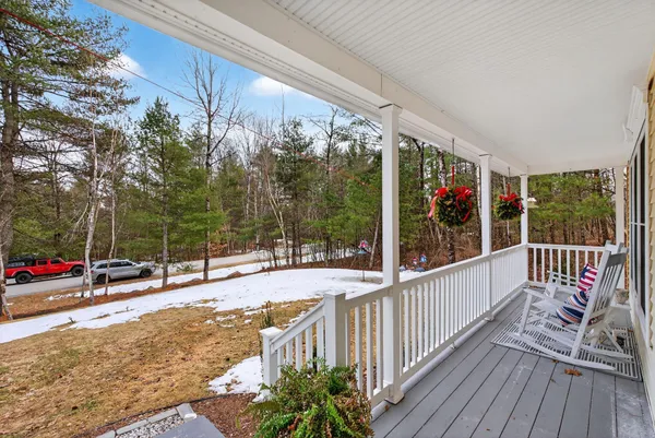 $435,000 | 44 Stone Brooke Drive, Mechanic Falls, ME 04256