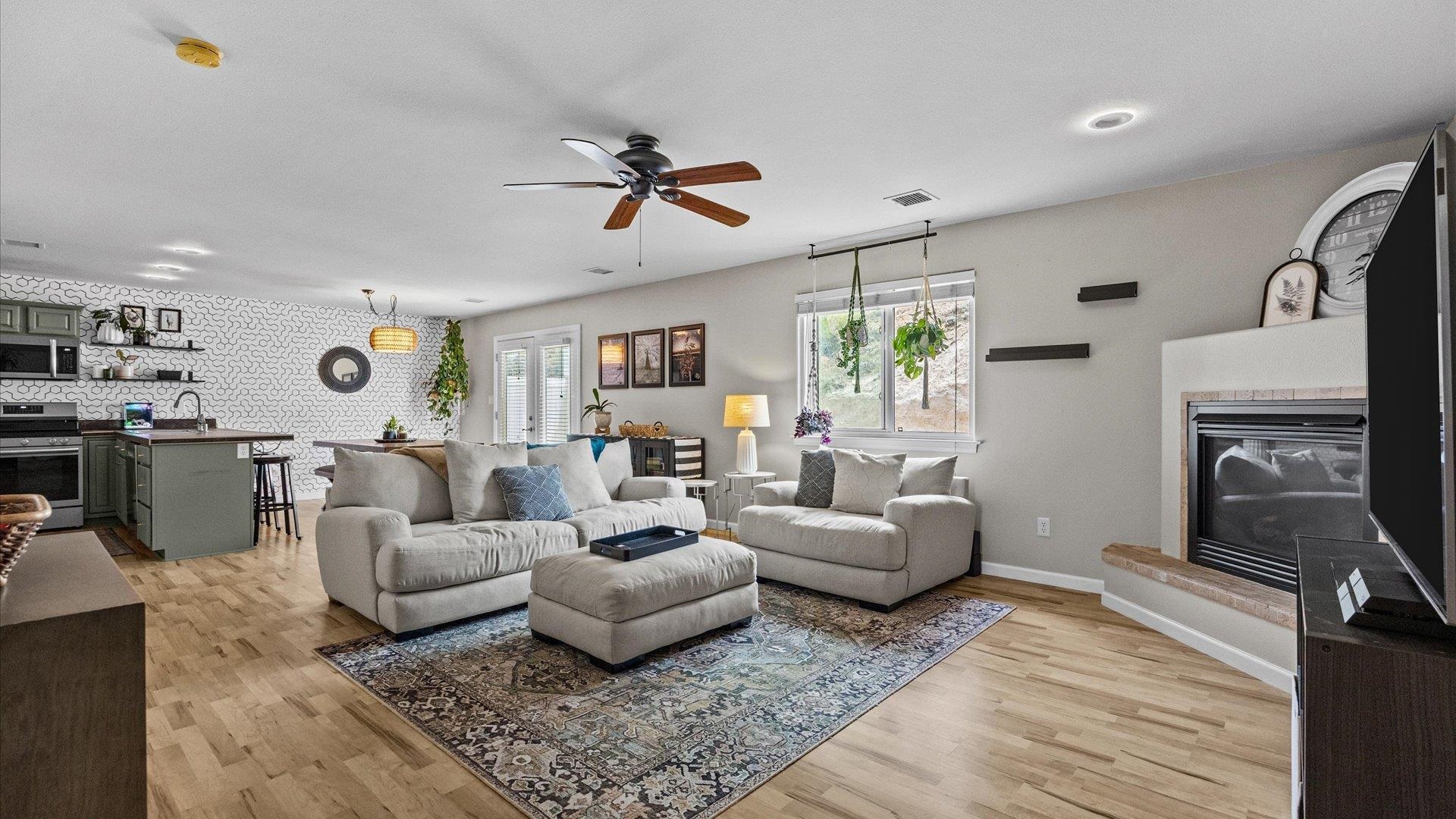 406 Ridges Boulevard, Unit F1 Grand Junction, CO 81507 - Photo 4 of 33