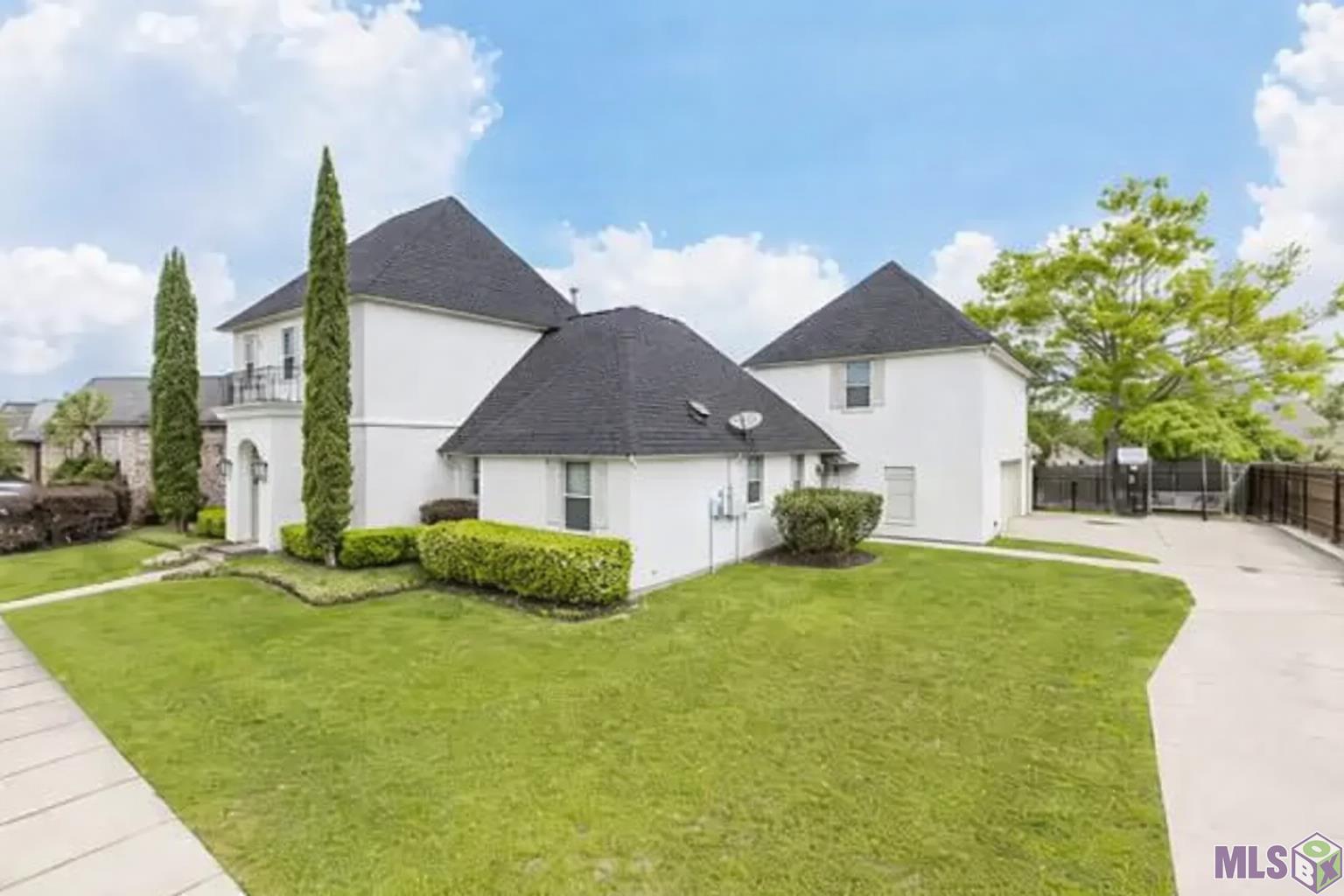 13721 Quail Grove Avenue Baton Rouge, LA 70809 - Photo 2 of 29