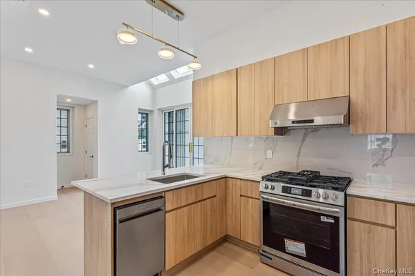 $1,620,000 | 150-25 Hawtree Street | Ozone Park