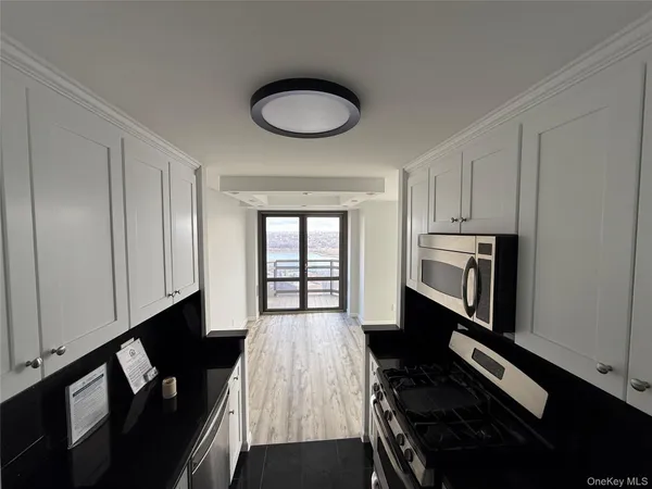$1,168,000 | 11201 Queens Boulevard, Unit 18B | Forest Hills