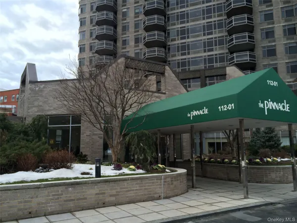 $1,168,000 | 11201 Queens Boulevard, Unit 18B | Forest Hills