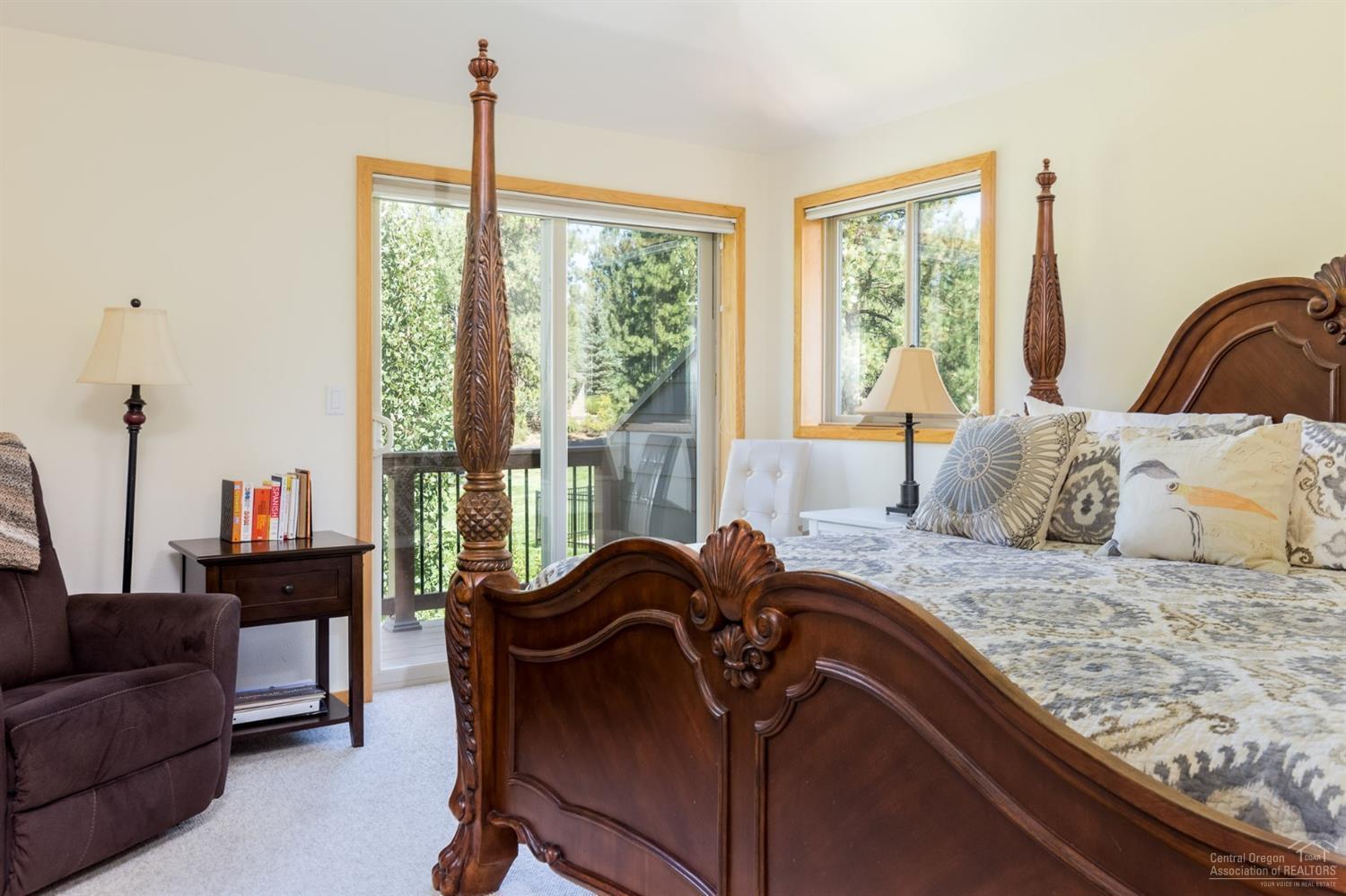17651 Bittern Lane Sunriver, OR 97707 - Photo 15 of 25 the master bedroom has its own private d