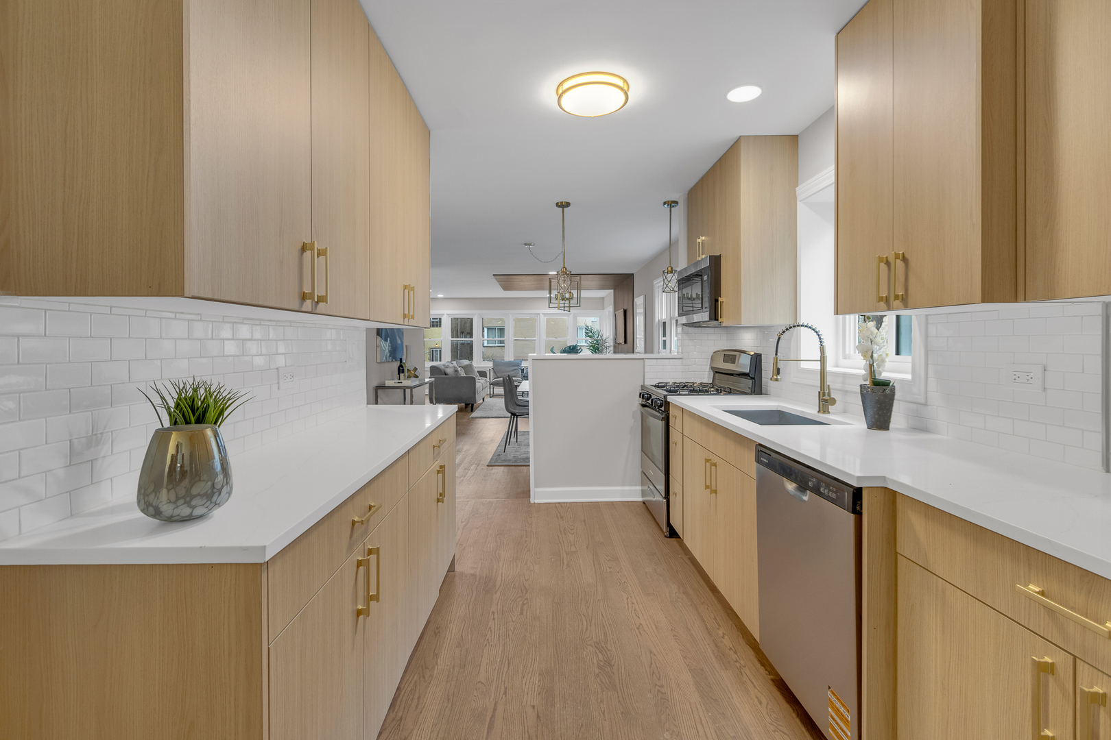 6304 North Troy Street Chicago, IL 60659 - Photo 11 of 35 a kitchen with kitchen island granite countertop lots of counter top space