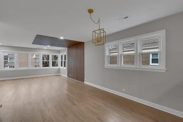 $799,000 | 6304 North Troy Street, Chicago, IL 60659