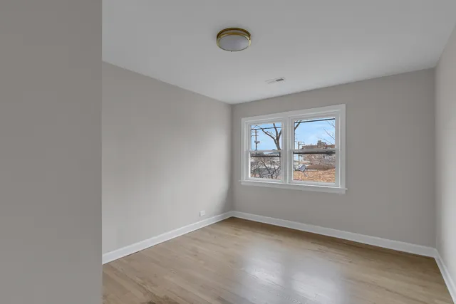 $799,000 | 6304 North Troy Street, Chicago, IL 60659