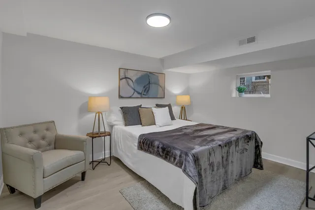 $799,000 | 6304 North Troy Street, Chicago, IL 60659