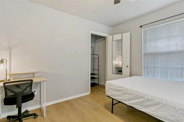 $750 | 107 South Crawford Street, Unit 2, Denton, TX 76205