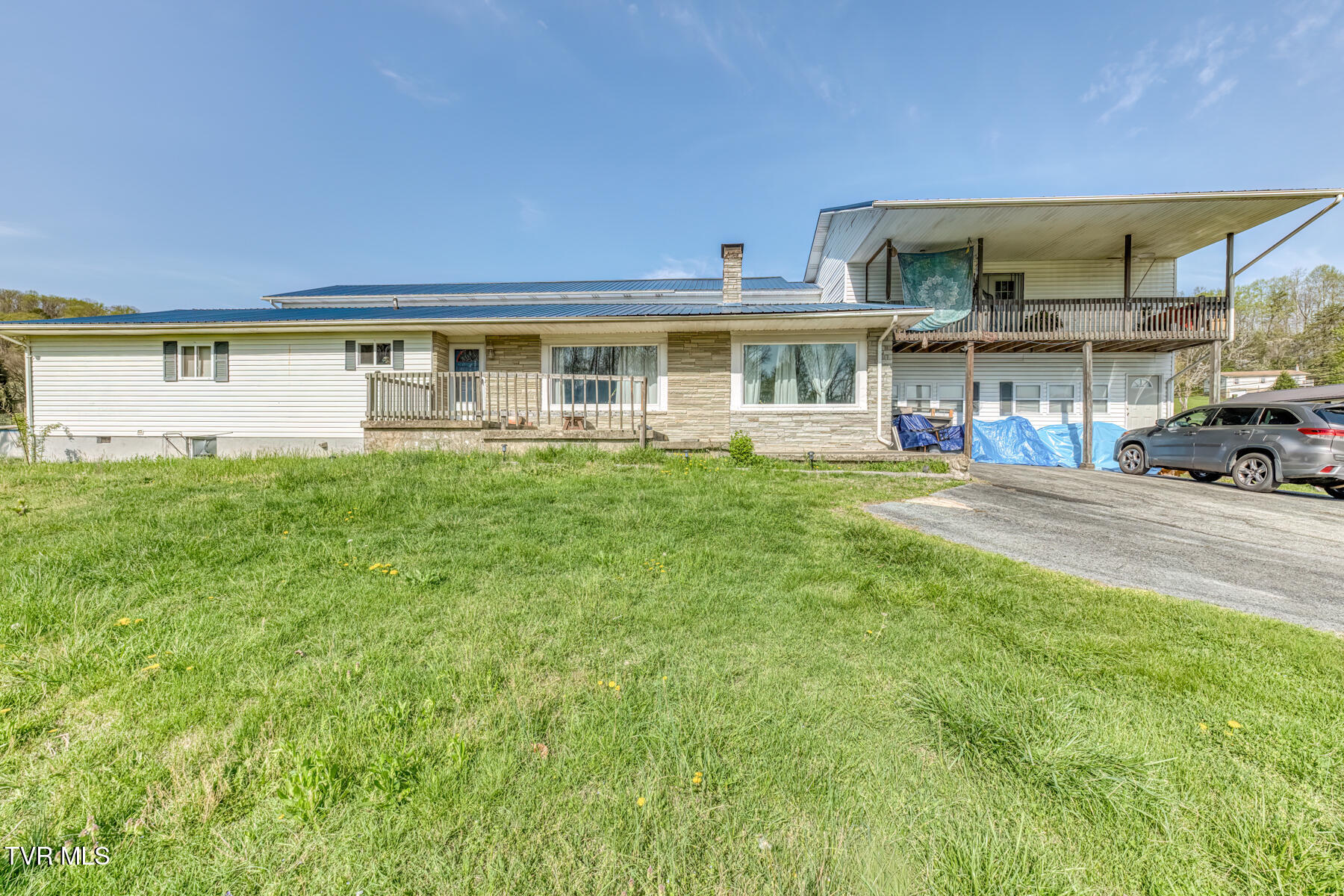 1436 Charity Hill Rd-1