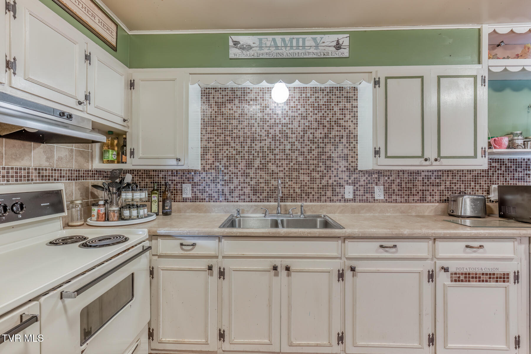 1436 Charity Hill Road Elizabethton, TN 37643 - Photo 17 of 85 1436 Charity Hill Rd-17