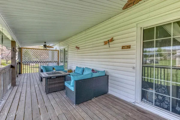 $569,500 | 1436 Charity Hill Road, Elizabethton, TN 37643