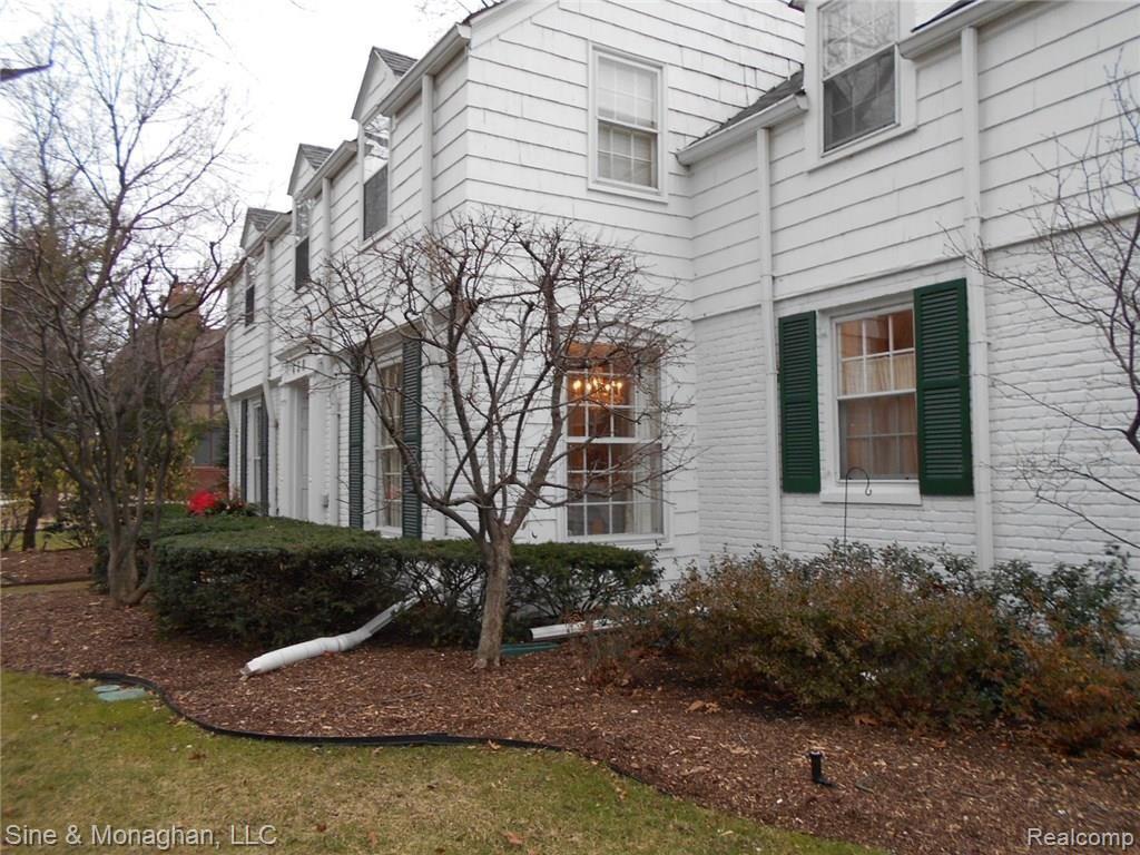 458 Washington Road Grosse Pointe, MI 48230 - Photo 4 of 47 DSCN0039.JPG