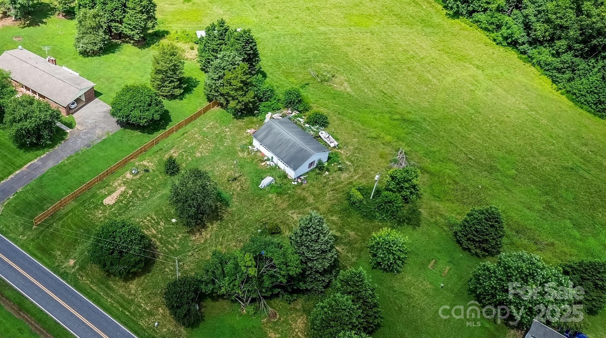218 Mountain View Road Statesville, NC 28625 - Photo 3 of 14 Gallery Image 3