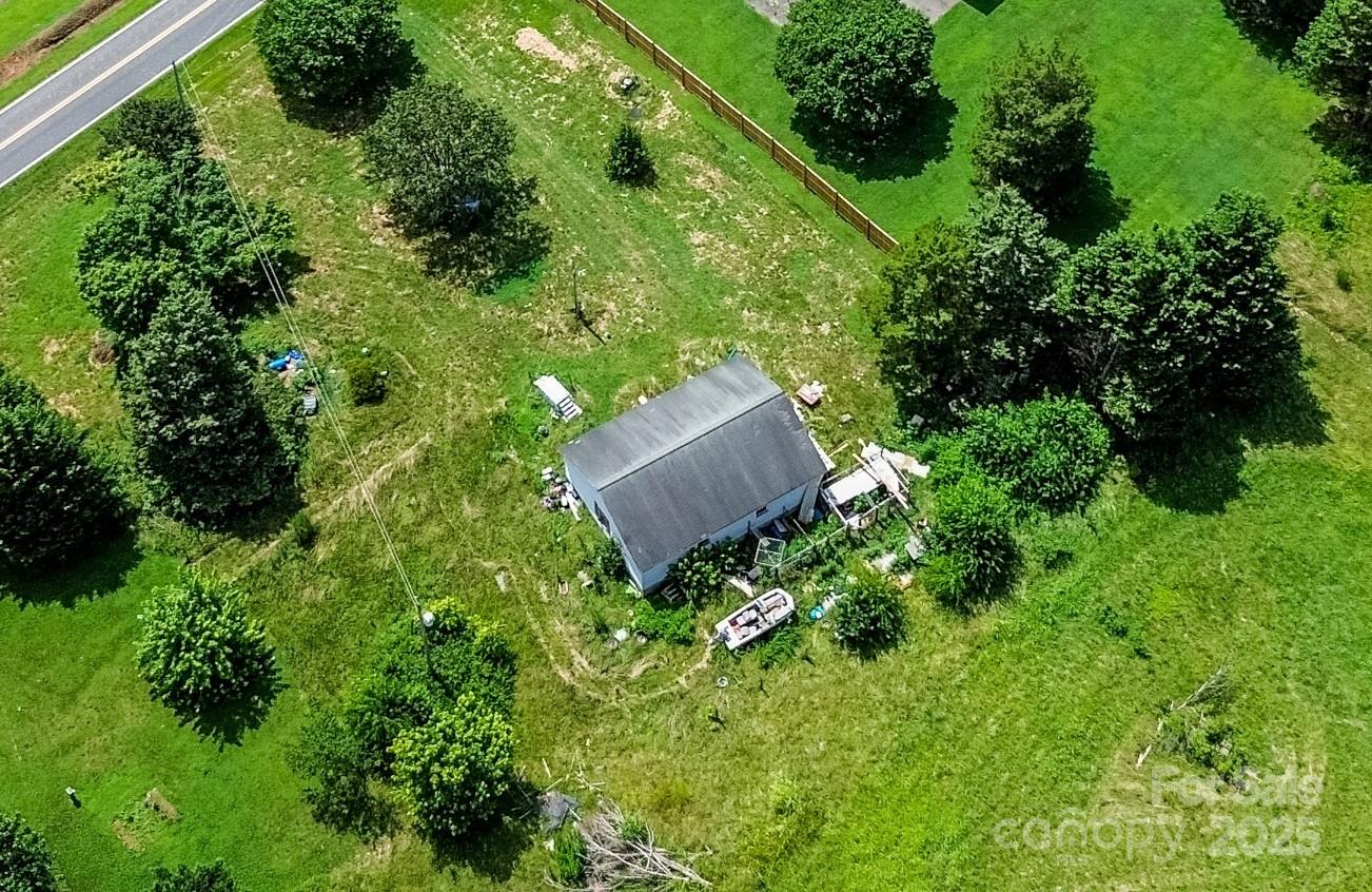 218 Mountain View Road Statesville, NC 28625 - Photo 4 of 14 Gallery Image 4