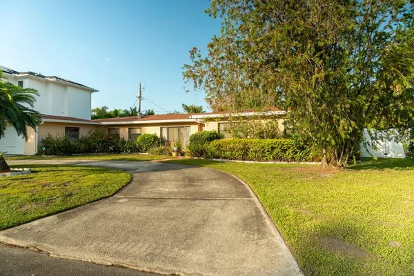 $1,297,999 | 631 Luzon Avenue, Tampa, FL 33606