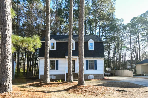 $258,000 | 1705 Pkwy Street West, Wilson, NC 27893