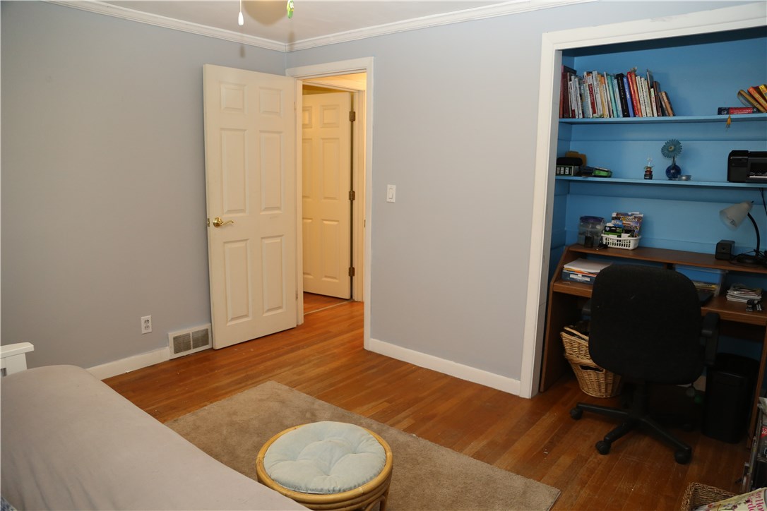 57 Bedford Road Cranston, RI 02910 - Photo 8 of 16 Gallery Image 8