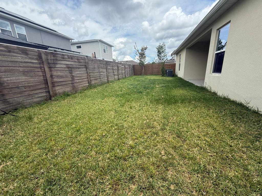 19071 Blueleaf Street Orlando, FL 32827 - Photo 10 of 27