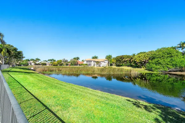 $6,000 | 10509 Vignon Court, Wellington, FL 33449