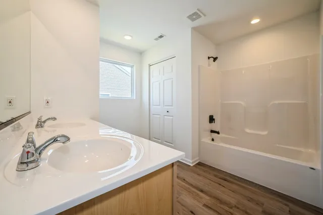 $463,415 | 5782 Onyx Avenue, Lowell, IN 46356