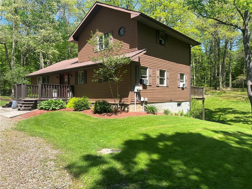 121 Pitts Road Jamestown, PA 16134 - Photo 3 of 28 a front view of house with yard and green space