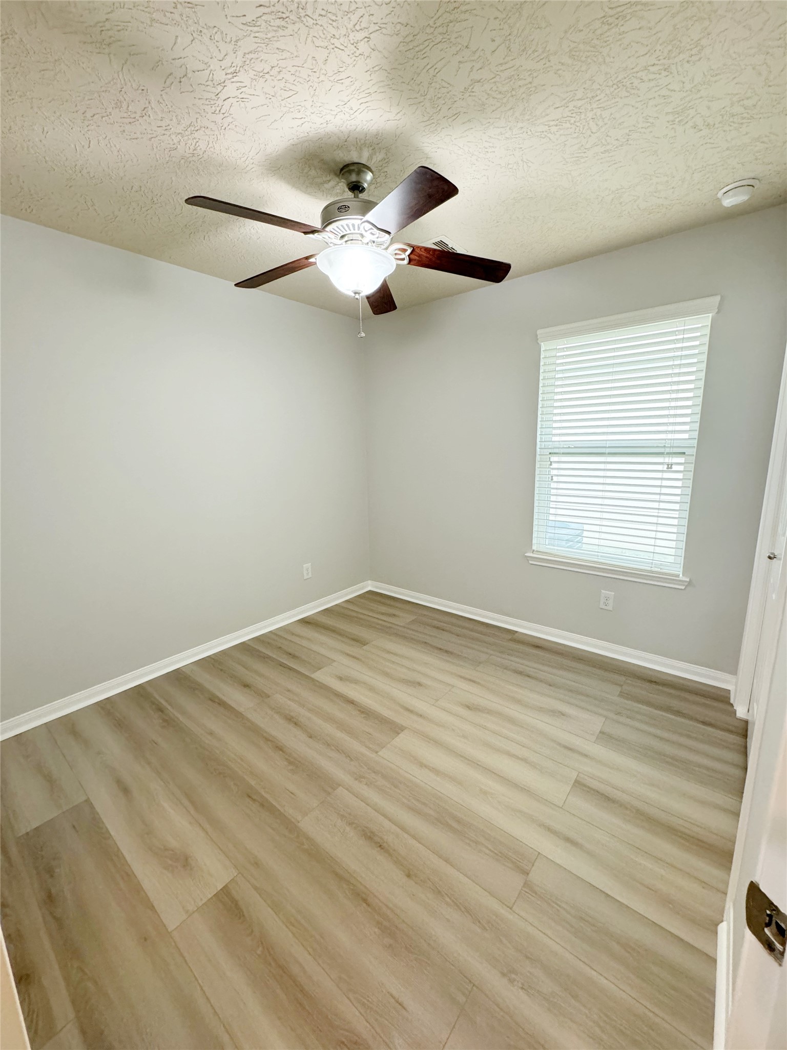 2146 Tandy Park Way Houston, TX 77047 - Photo 13 of 24