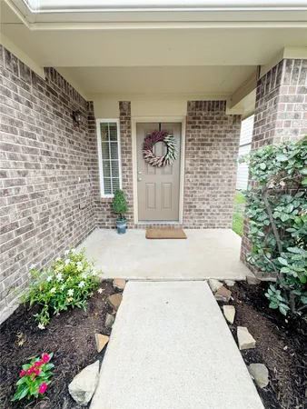 $1,900 | 2146 Tandy Park Way, Houston, TX 77047