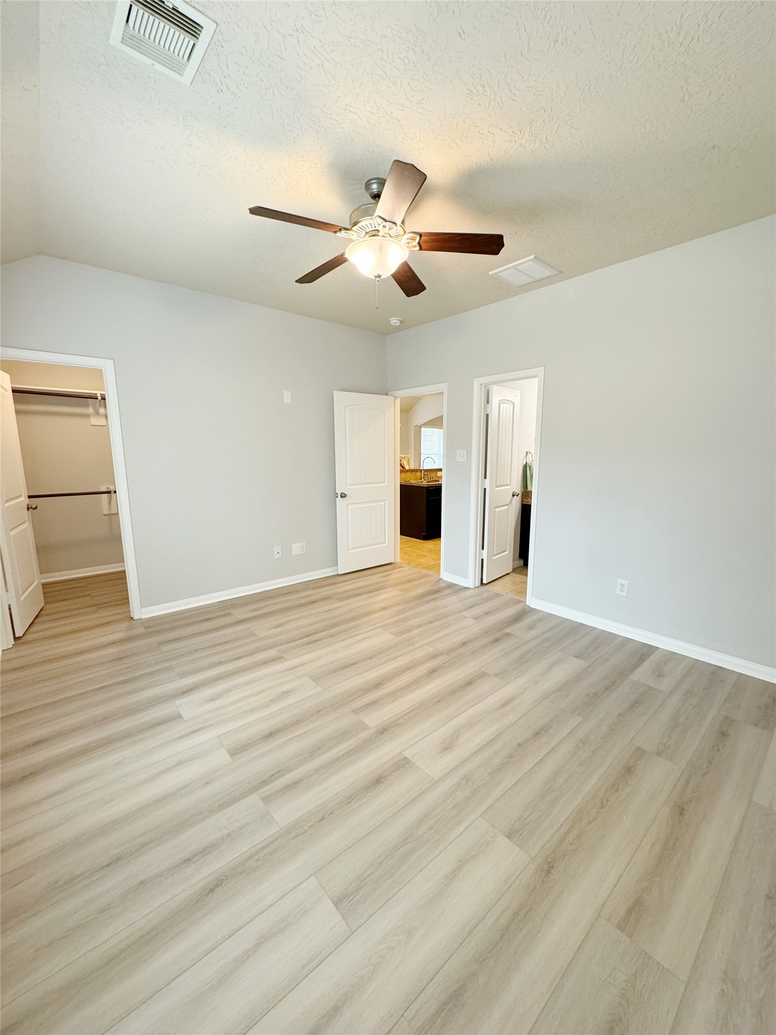 2146 Tandy Park Way Houston, TX 77047 - Photo 10 of 24