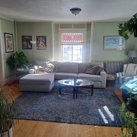 $799,000 | 4 Hartshorn Avenue, Worcester, MA 01602