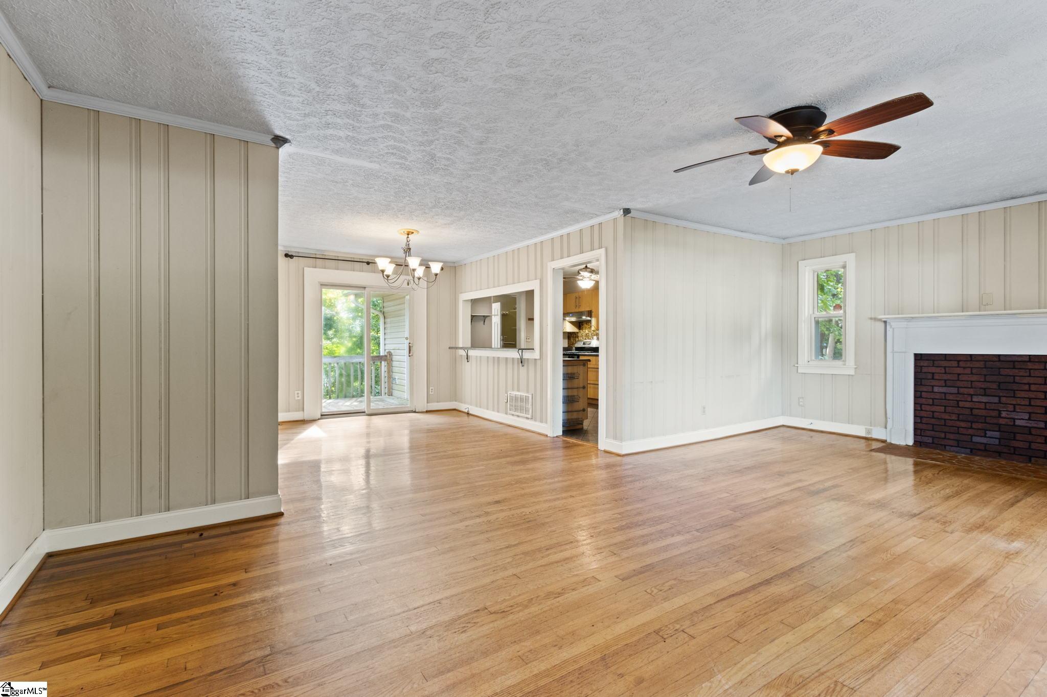 1111 Roper Mountain Road Greenville, SC 29615 - Photo 5 of 24