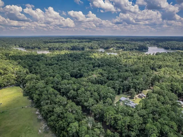 $379,000 | 193 Honeysuckle Drive, Havana, FL 32333