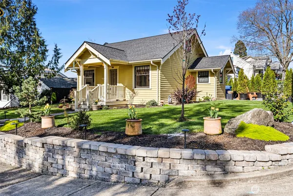 $589,000 | 315 Steilacoom Street, Steilacoom, WA 98388