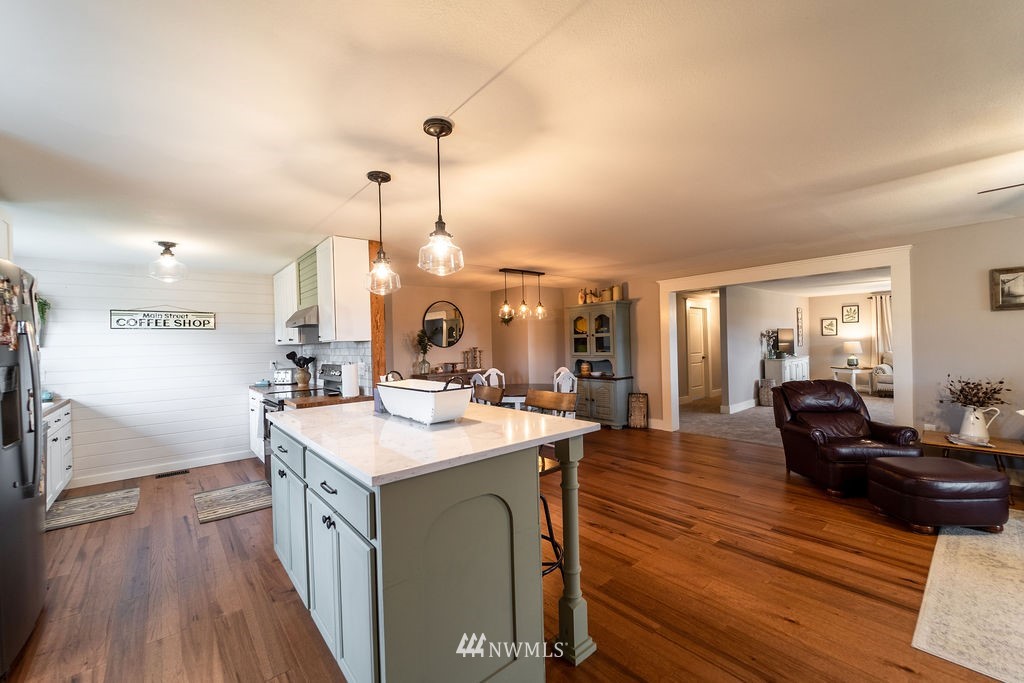 415 Leonard Road Onalaska, WA 98570 - Photo 3 of 39 Gallery Image 3