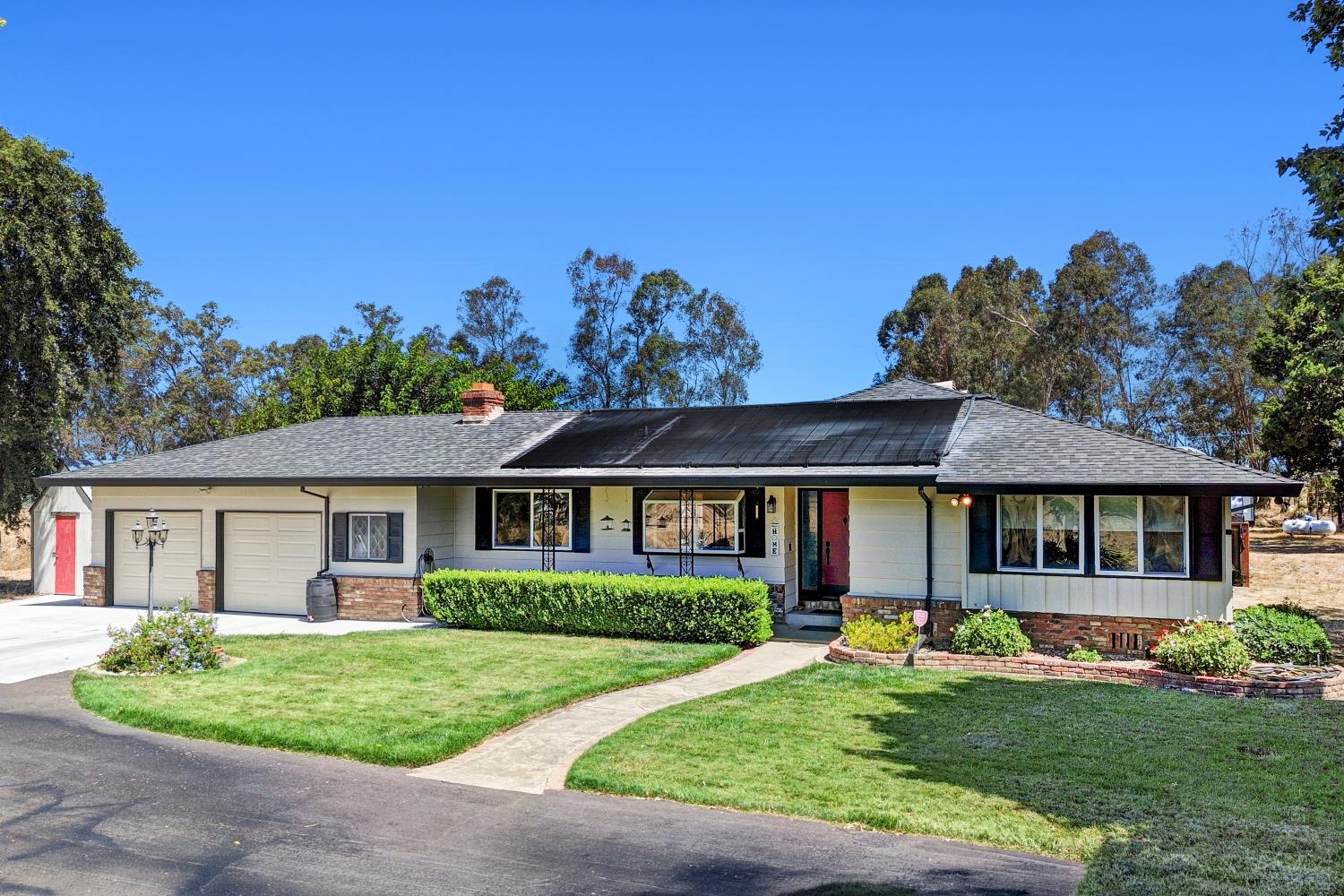 9529 Sheldon Road Elk Grove, CA 95624 - Photo 1 of 68