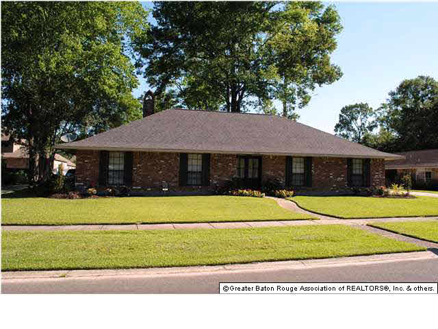 16159 Confederate Avenue Baton Rouge, LA 70817 - Photo 1 of 21 Gallery Image 1