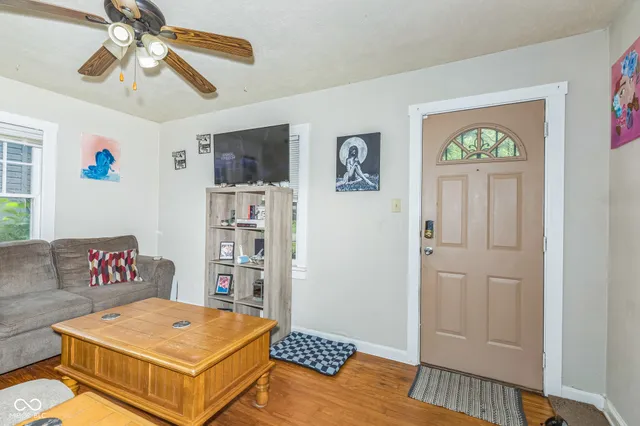 $135,000 | 921 North Harbison Avenue, Indianapolis, IN 46219