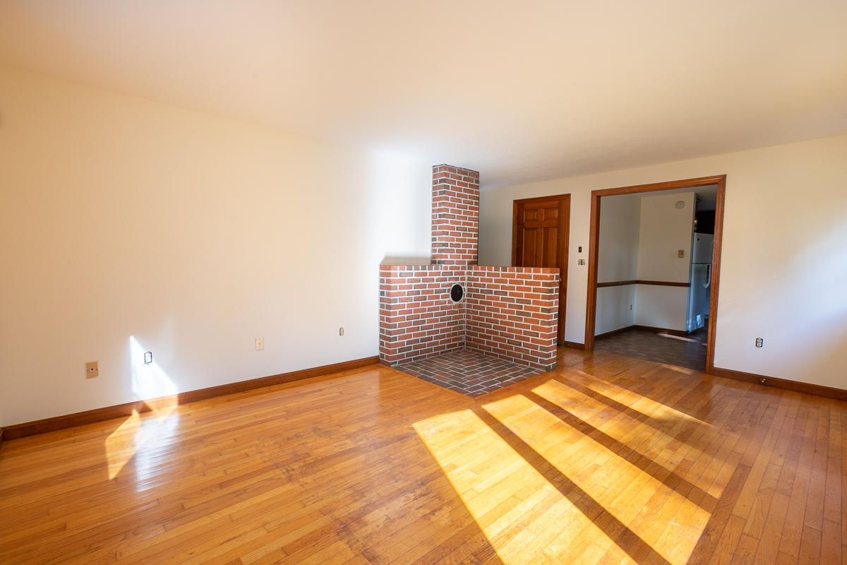 181 Woodbridge Road York, ME 03909 - Photo 7 of 16 Living Room