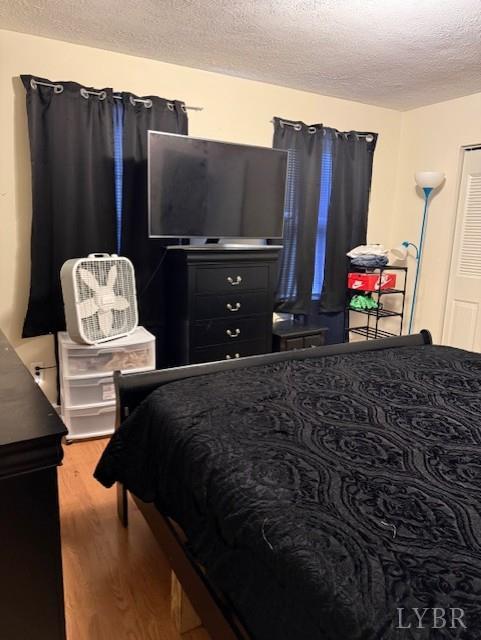 1822 Wards Ferry Road, Unit A&B Lynchburg, VA 24502 - Photo 18 of 31 a living room with furniture