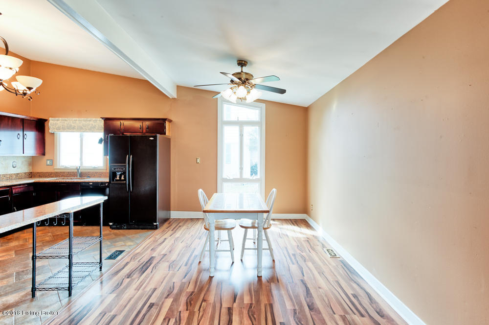 7208 Woolrich Road Louisville, KY 40222 - Photo 10 of 42 Dining Area
