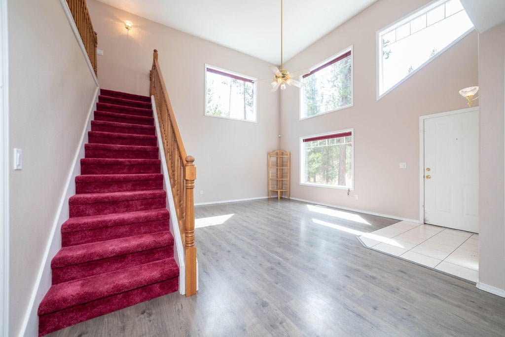 16944 Downey Road Bend, OR 97707 - Photo 7 of 44 PhotoMyListing-24